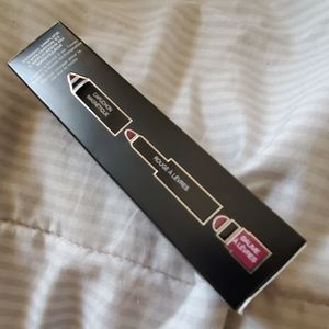 TreStiQue matte color plus shiny lip crayon